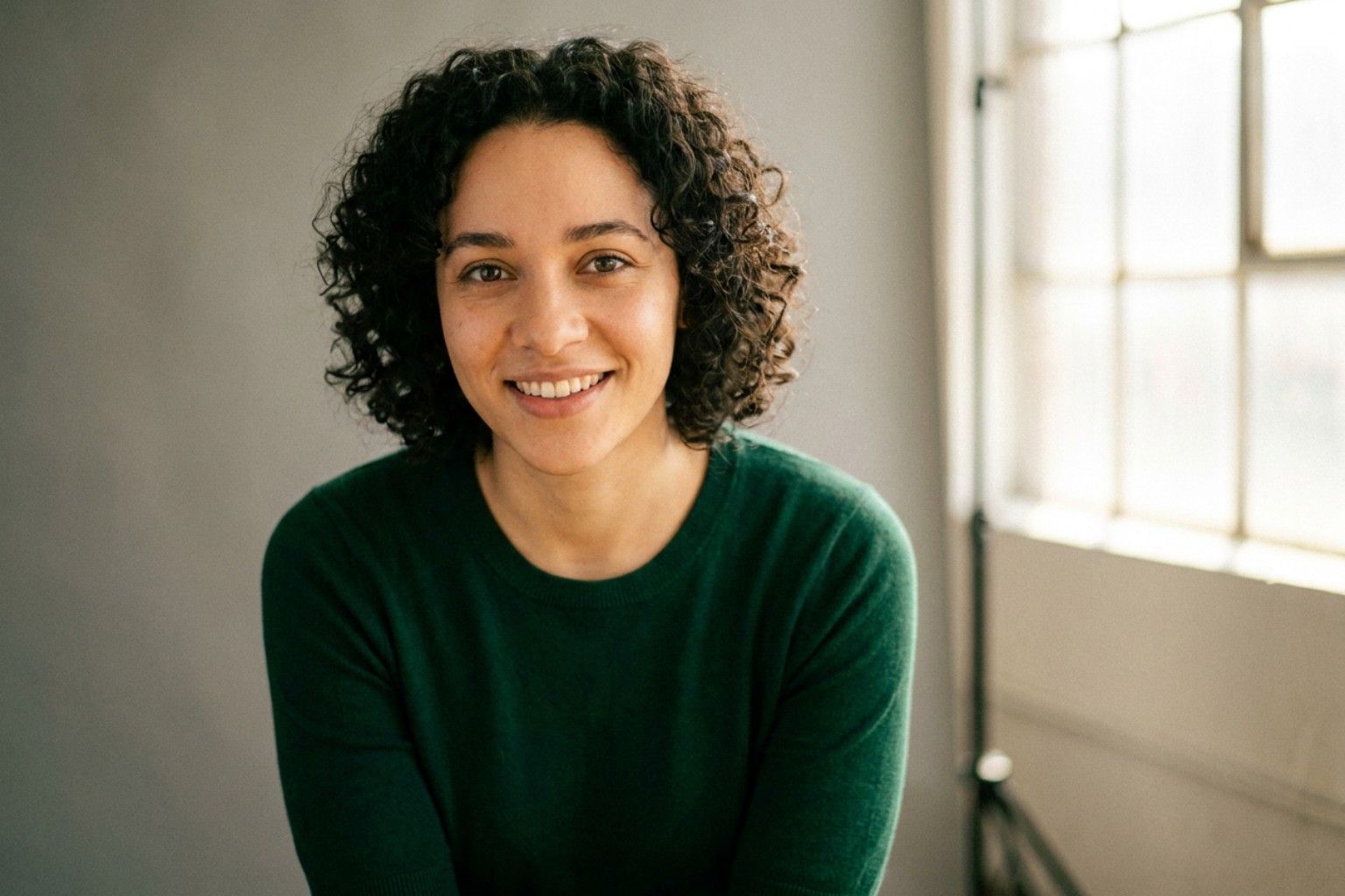 What to Wear to a Headshot: The Actor's Wardrobe Guide